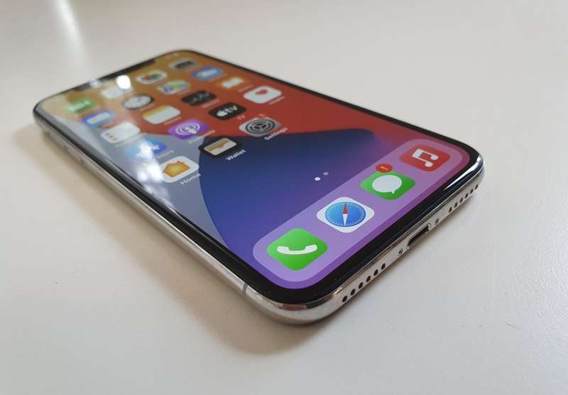 APPLE IPHONE X 64GB - SILVER- LOCAL STOCK