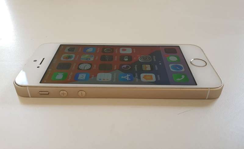 IPHONE 5 SE - 64GB - GOLD