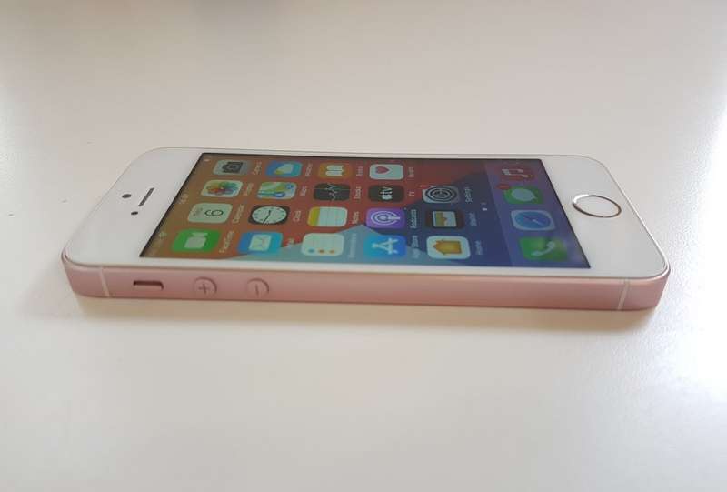 IPHONE 5 SE - 128GB - ROSE GOLD