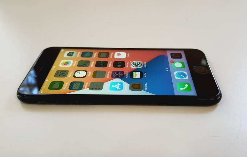 APPLE IPHONE SE 2020 - BLACK - 128GB
