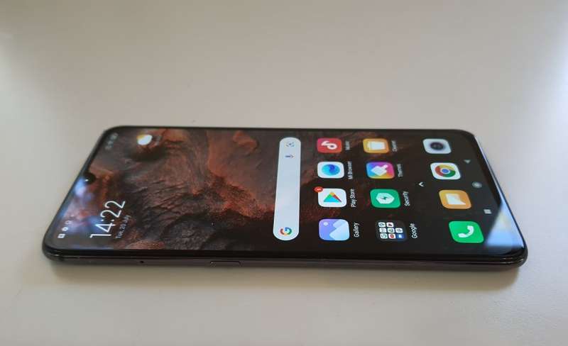 XIAOMI MI 9 - 128GB - DUAL SIM - 48MP CAMERA - BACK GLASS CRACKED