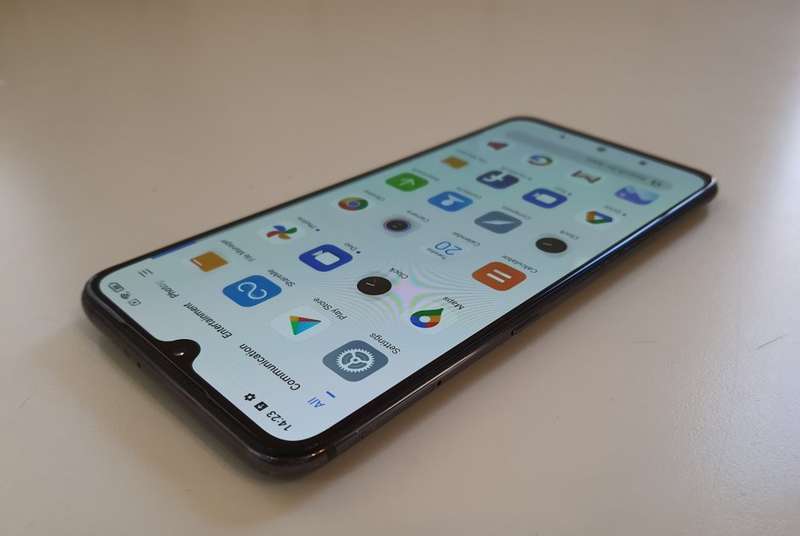 XIAOMI MI 9 - 128GB - DUAL SIM - 48MP CAMERA - BACK GLASS CRACKED