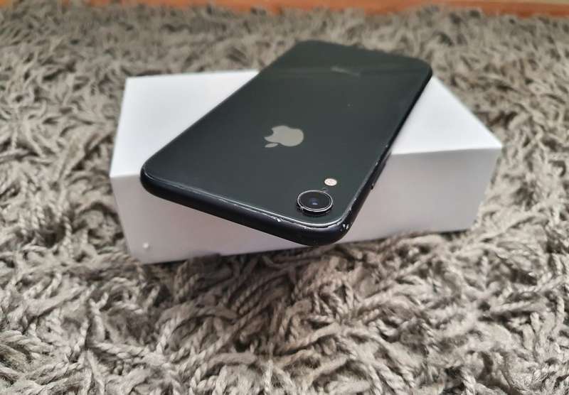 APPLE IPHONE XR - BLACK - 64GB - LOCAL STOCK
