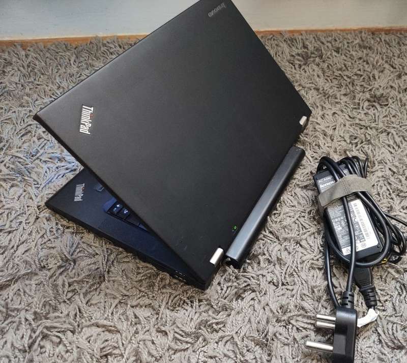 LENOVO T420 - INTEL CORE I7 - 1TB HARD DRIVE + 250gb SSD