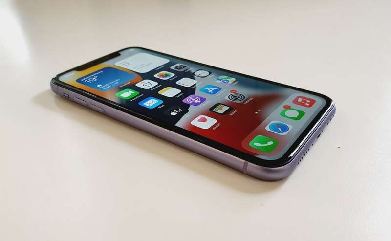 IPHONE 11 64GB - Purple