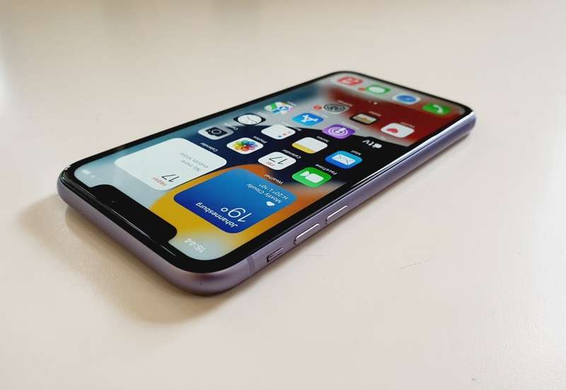 IPHONE 11 64GB - Purple