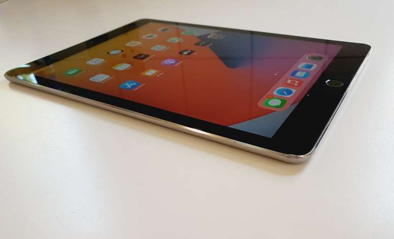 APPLE IPAD AIR 2 - 64gb - Wifi