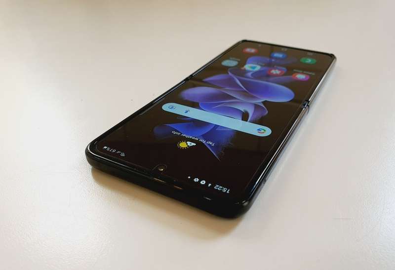 Samsung Galaxy Z Flip 3 - 256GB - Black