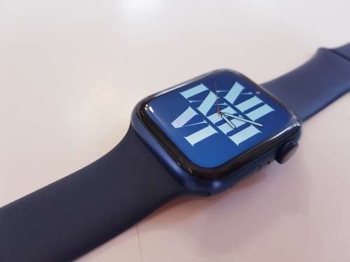 APPLE WATCH SERIES 6 - 44MM - BLUE WITH NAVY SPORTS BAND - GPS