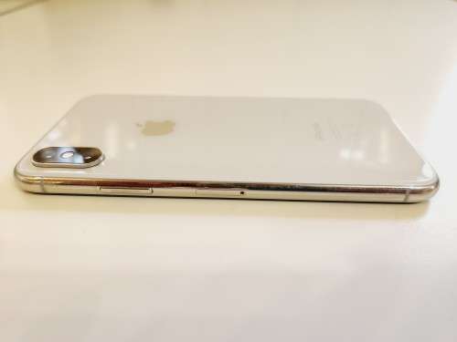 IPHONE XS - 64GB - SILVER