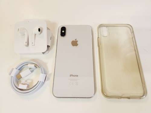 IPHONE XS - 64GB - SILVER