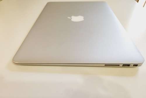 MACBOOK AIR CORE 2 DUO - 128GB SSD - LATE 2010