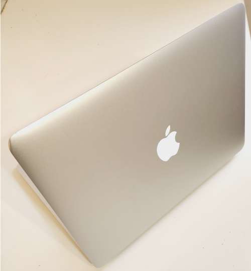 MACBOOK AIR CORE 2 DUO - 128GB SSD - LATE 2010