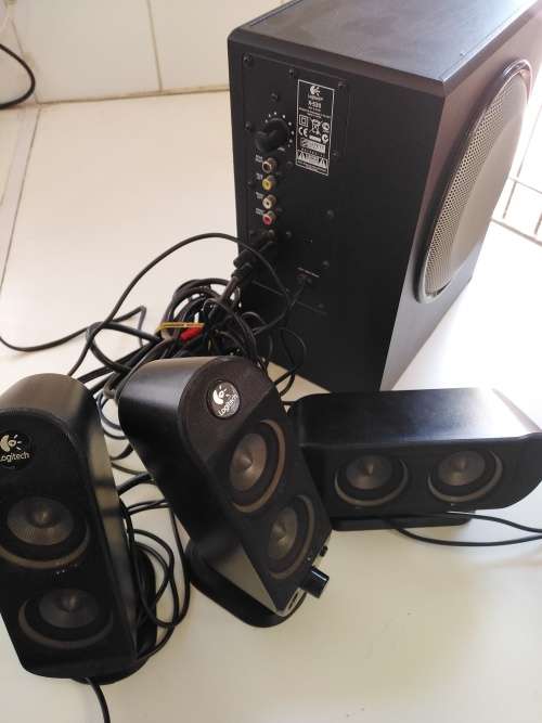 LOGITECH X-530 5.1 SPEAKER SYSTEM