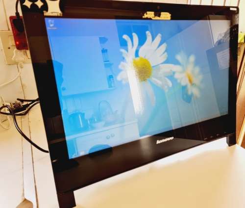 LENOVO THINKCENTRE EDGE 91Z ALL IN ONE PC - i7 - 120gb SSD