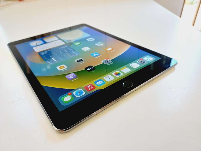 APPLE IPAD PRO 9.7` - 128GB - 4G & WIFI