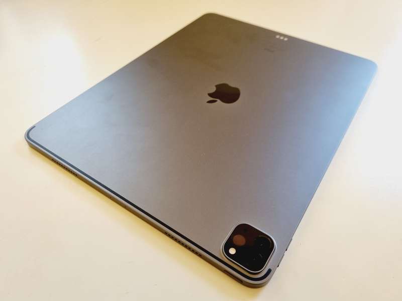 APPLE IPAD PRO 12.9 - 5TH GEN - 128GB - WIFI