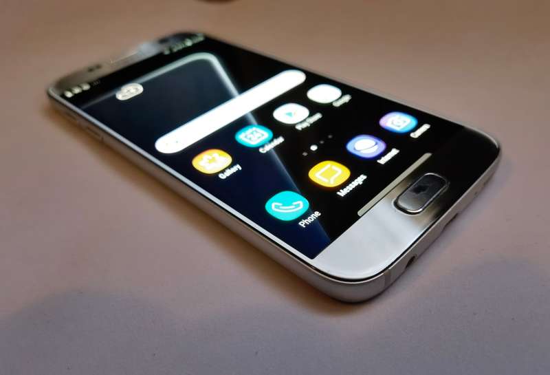 Samsung Galaxy S7 - SILVER - 32GB