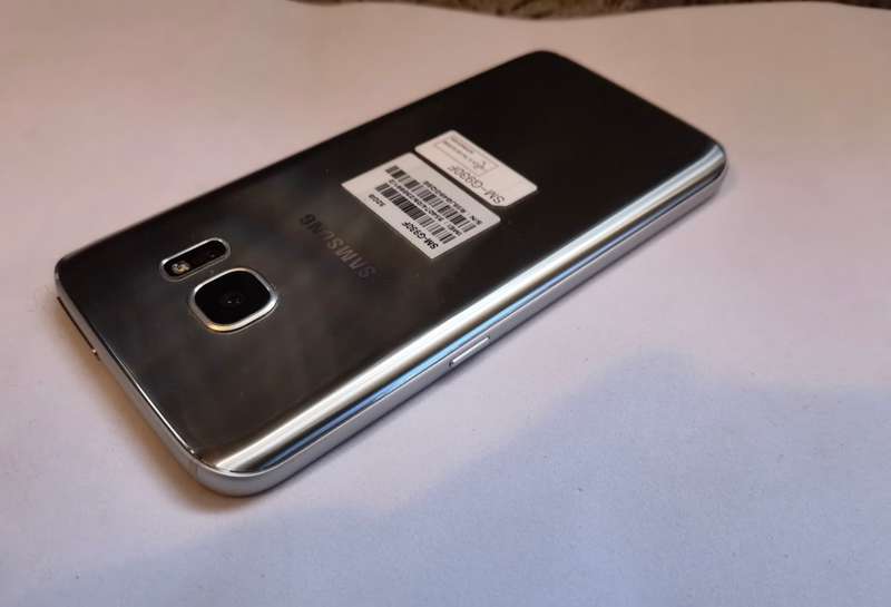 Samsung Galaxy S7 - SILVER - 32GB