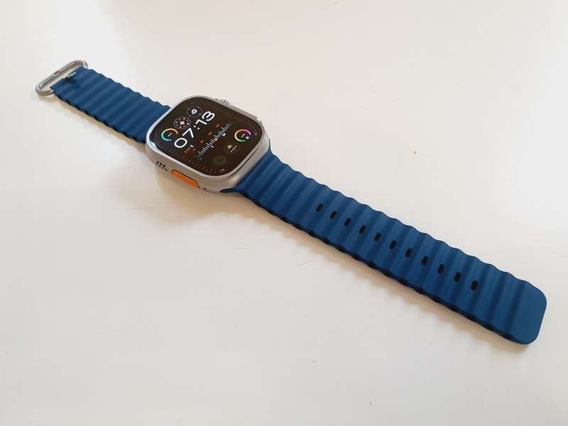 APPLE WATCH ULTRA 2 - 49MM - GPS + CELLULAR - TITANIUM WITH BLUE OCEAN BAND