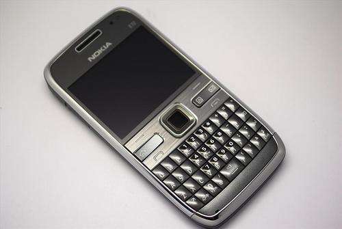 Nokia E72 - Local Stock, Silver - Demo Drivers Edition