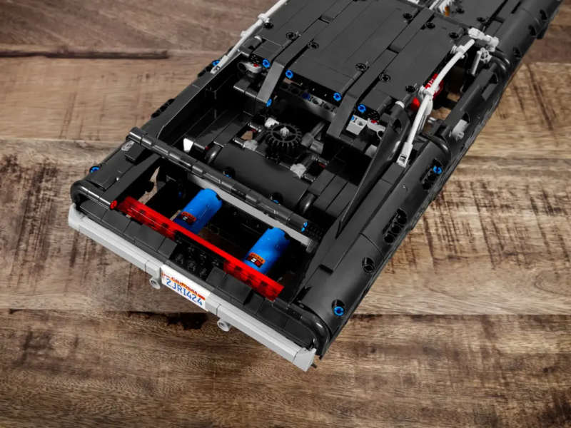 LEGO® Technic - Dom's Dodge Charger (42111)