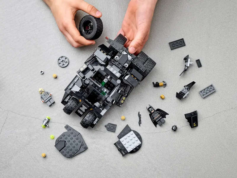 LEGO® DC - Batman Batmobile Tumbler: Scarecrow Showdown (76239)