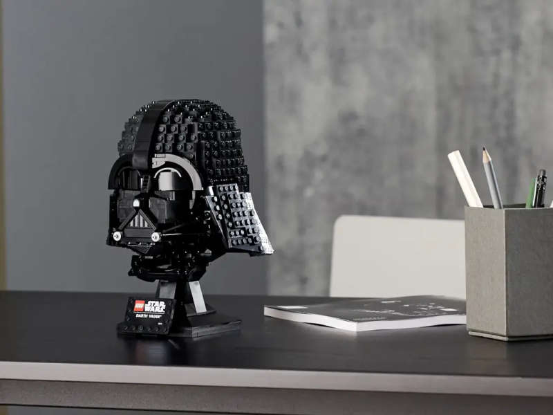 LEGO® Star Wars - Darth Vader Helmet (75304)