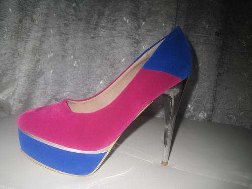 Ladies shoes size 6