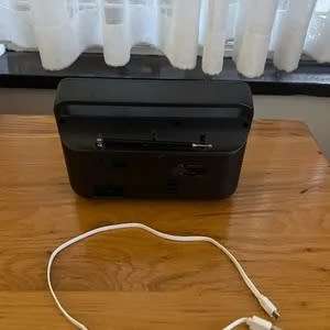 ShoX Airwave Bluetooth Rechargeable Radio