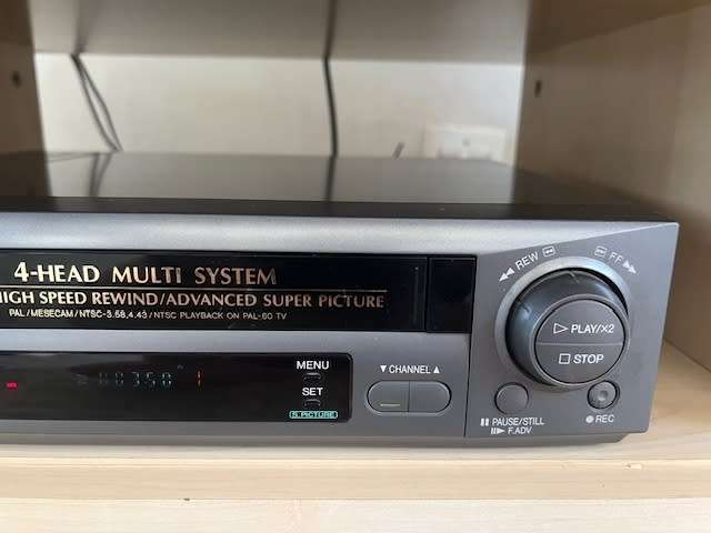 Used Sharp 4Head VHS/VCR/Video Cassette Player/ Recorder.