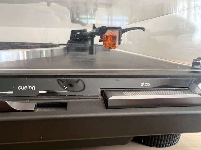 Technics SL-BD20 Belt Drive Semi Automatic Turntable