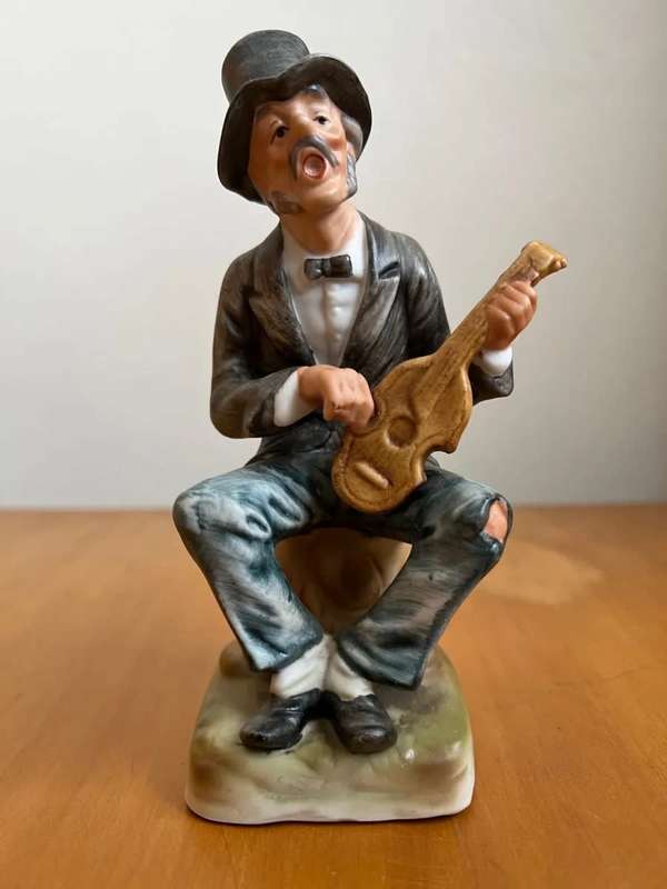 Antique porcelain statue - man playing guitar. 16 cm height. #collectible #figurine #porcelain