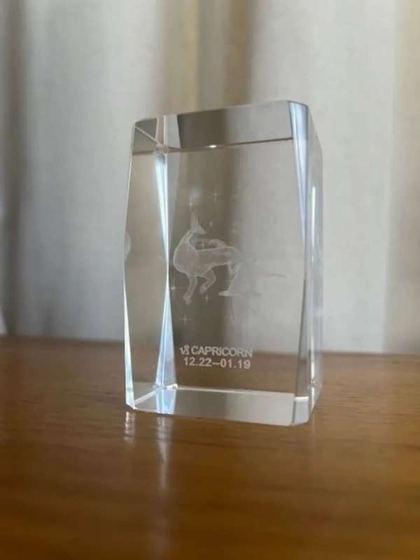 3D Laser Etched Glass Paperweight CAPRICORN 12.22-01.19
