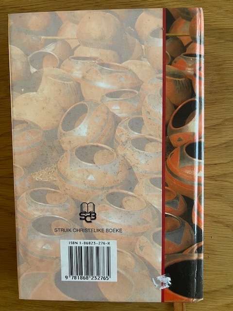 Book:  Koning van Kleivoet Mense.  Maretha Maartens.