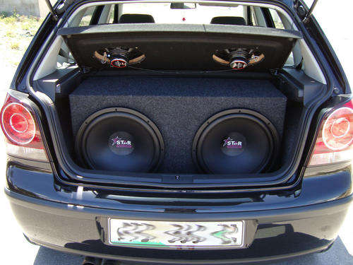 Starsound 2 x 15" subs(DVC) including Sealed box  (LIKE NEW, Only used for 3 months)