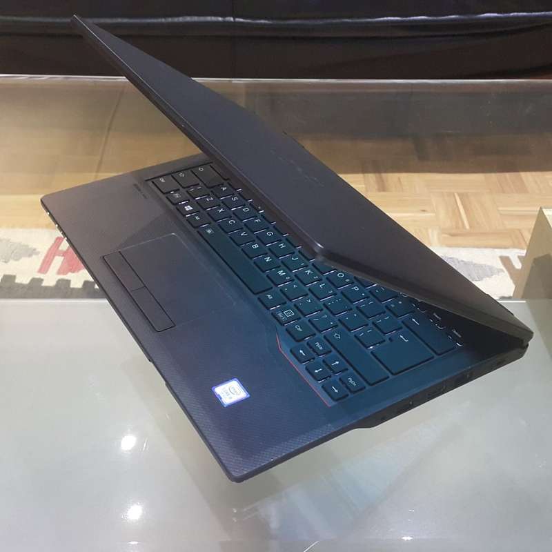 **POWER PACKED** FUJITSU 14" / 7TH GEN I5 3.1GHz / 256SSD / 8GB DDR4/INTEL HD 620 / 4G/GPS NAV / FHD