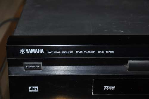 Yamaha Natural Sound DVD Player