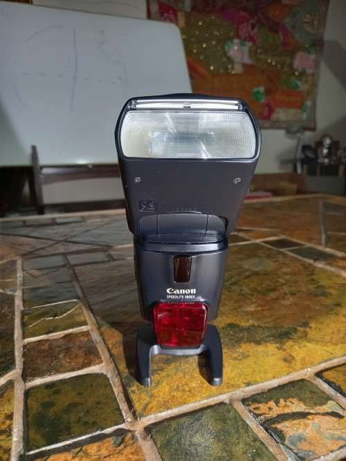 Canon 580EX speedlite flash