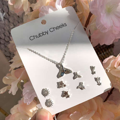 Gorgeous Mermaid tale and earring set