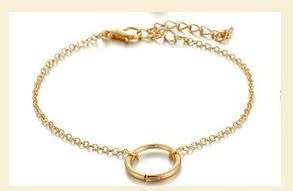 Gorgeous Gold plated Circle charm bracelet