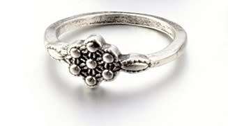Stunning Tibetan silver celtic flower ring