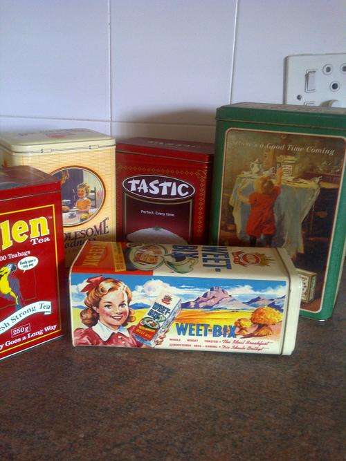 LATE ENTRY - 5 x Gorgeous old tins