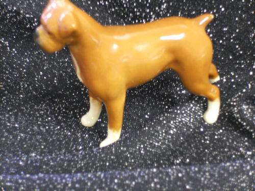 Ceramic dog ornament Weeswich England -7x12cm