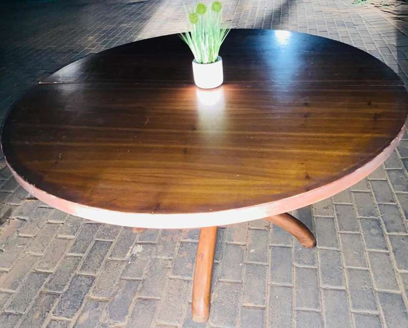 Huge Quality Hard Wood Round Table
