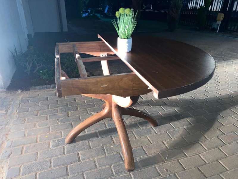 Huge Quality Hard Wood Round Table