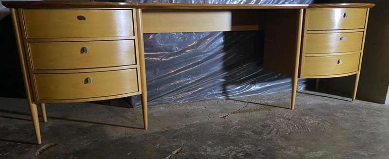 Massive Luxurious Double Stool Dressing Table