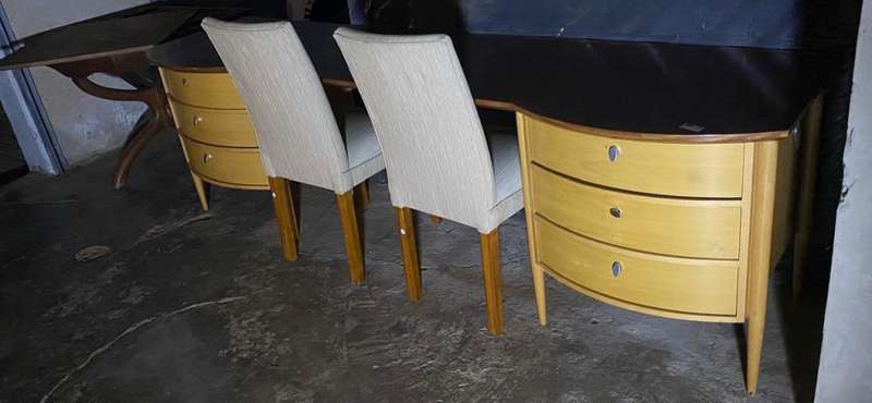 Massive Luxurious Double Stool Dressing Table