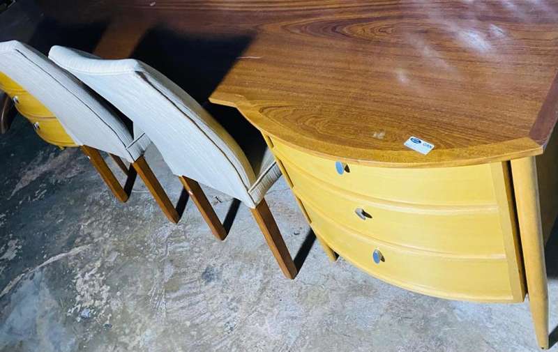 Massive Luxurious Double Stool Dressing Table