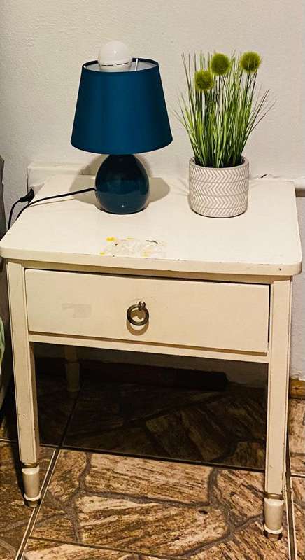 White Antique Pedestal